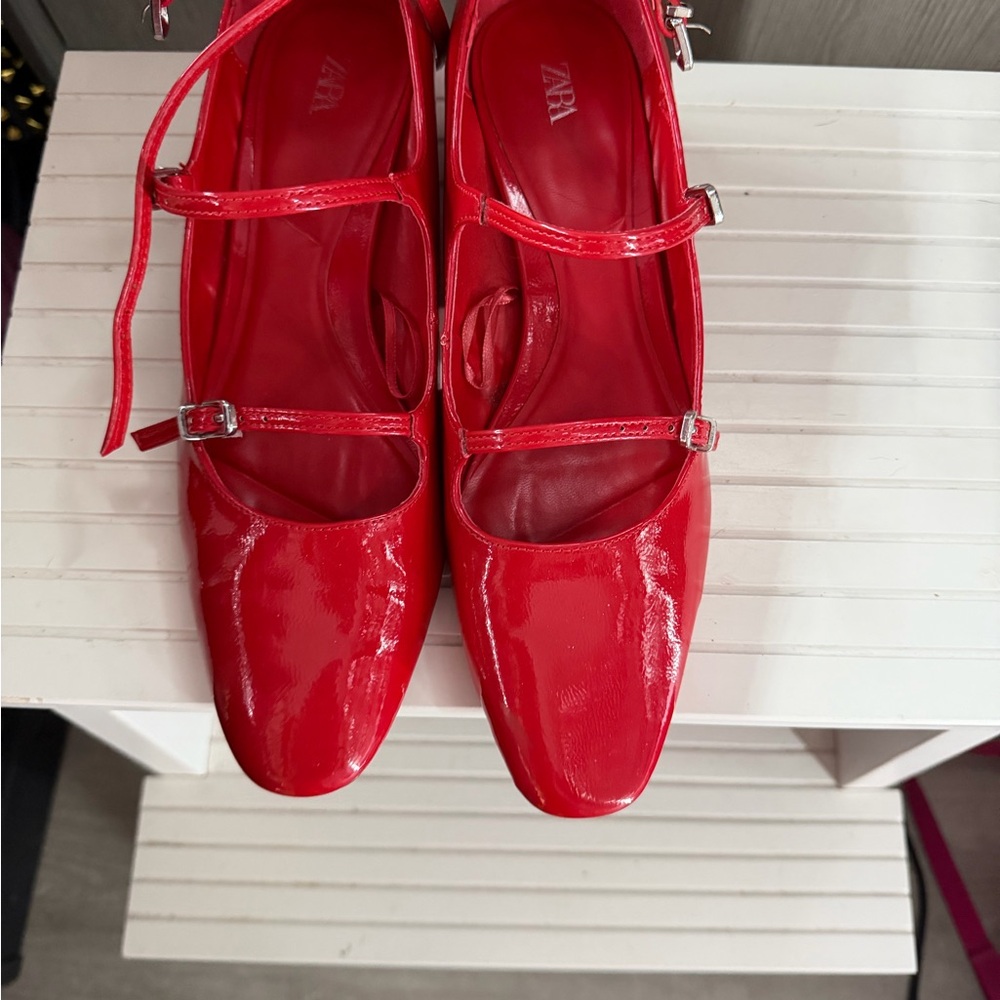 Zara Women's Shiny Red Mary Jane Shoes